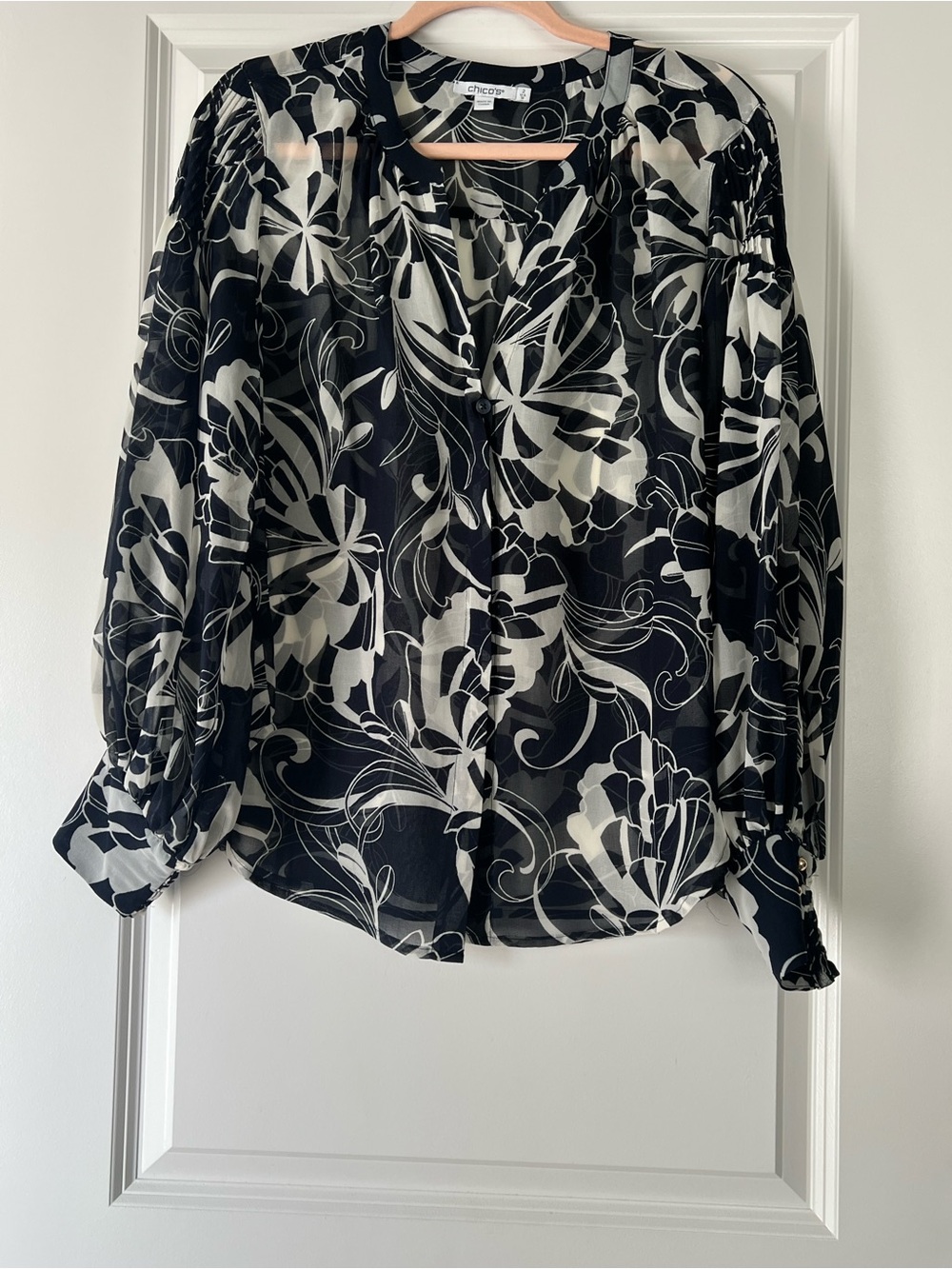 Chico's Navy & White Floral Button-Front Sheer Blouse. NWOT